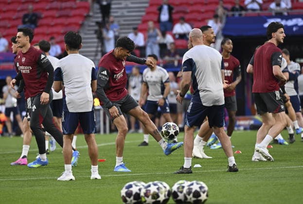 Arsenal holds final training session ahead of UCL final in Budapest BUDAPEST, HUNGARY - MAY 29: Players of Arsenal of United Kingdom take part in a training session at Puskas Arena, ahead of their UEFA Champions League final match against France s Paris Saint-Germain (PSG), in Budapest, Hungary on May 29, 2026. Halil Sagirkaya Anadolu Budapest Hungary. Editorial use only. Please get in touch for any other usage.  Copyright: x2026xAnadoluxHalilxSagirkayax