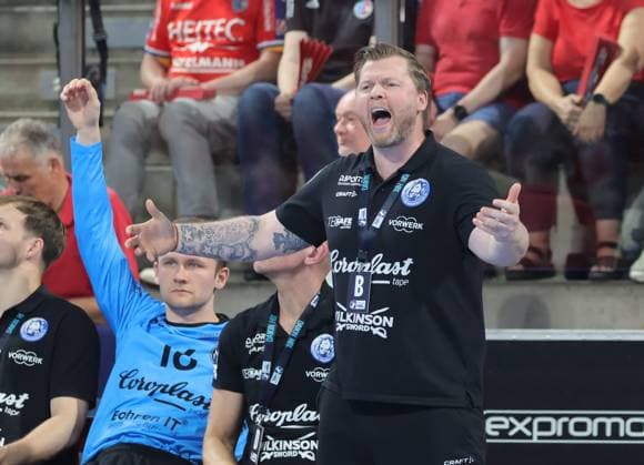 29 05 2026 Handball 1 Bundesliga DAIKIN HBL Season 2025 2026 33 Matchday HC Erlangen Metropolregion Nuremberg HCE Bergischer HC DaMa xdaxmax Jubilation Joy Arnor Thor Gunnarsson Coach, Bergischer HC cheers