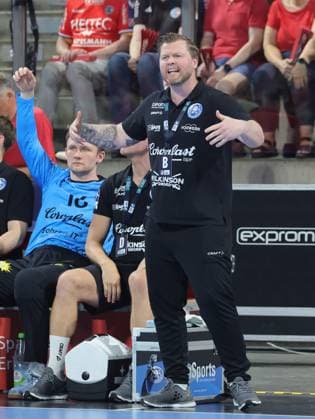 29 05 2026 Handball 1 Bundesliga DAIKIN HBL Season 2025 2026 33 Matchday HC Erlangen Metropolregion Nuremberg HCE Bergischer HC DaMa xdaxmax Arnor Thor Gunnarsson Coach, Bergischer HC gives instructions