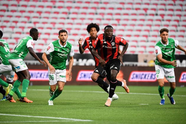 OGC Nice v AS Saint-Etienne - Ligue 1 McDonald s 2025 2026 - Relegation Promotion Playoffs 26 Julien LE CARDINAL (asse) - 33 Antoine MENDY (ogcn) during the Ligue 1 Relegation Promotion Playoffs matchs between Nice and Saint-Etienne at Allianz Riviera on May 29, 2026 in Nice, France. Nice France  Copyright: xFEPx 776502581