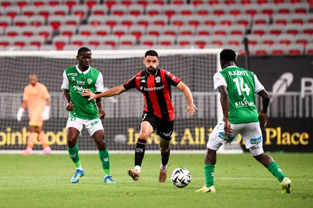 OGC Nice v AS Saint-Etienne - Ligue 1 McDonald s 2025 2026 - Relegation Promotion Playoffs 20 Augustine BOAKYE (asse) - 08 Morgan SANSON (ogcn) during the Ligue 1 Relegation Promotion Playoffs matchs between Nice and Saint-Etienne at Allianz Riviera on May 29, 2026 in Nice, France. Nice France  Copyright: xFEPx 776502581
