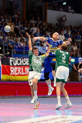 Peter Walz ThSV Eisenach, 14 , Tim Freihoefer Fuechse Berlin, 20 , Max Darj Fuechse Berlin, 05 GER, ThSV Eisenach vs Fuechse Berlin, 1 Daikin Handballbundesliga, Handball, Matchday 30, Season 2025 2026, 29 05 2026 GER, ThSV Eisenach vs Fuechse Berlin, 1 Daikin Handballbundesliga, Handball, Matchday 30, Season 2025 2026, 29 05 2026 Eisenach Copyright: xEibner-Pressefoto MartinxHerbstx EP_MHT