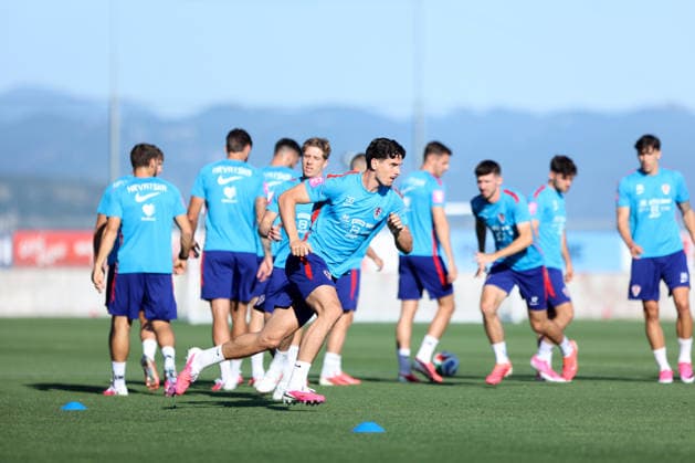 Croatia training session - Day 5 Kristijan Jakic and Igor Matanovic of Croatia during a training session at Rujevica Stadium in Rijeka, Croatia, on May 29, 2026. The Croatian national football team is holding a pre-World Cup training camp ahead of friendly matches against Belgium and Slovenia.  NelxPavletic PIXSELL