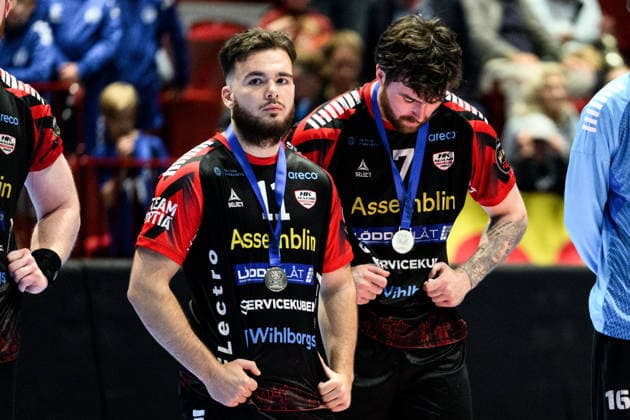 260529 HK Malmös Arvid Johansson and Tim Hilding are depressed after the final four in the Mens Handball League between HK Malmö and IFK Kristianstad on May 29, 2026 in Malmö  Copyright: MATHILDAxSCHULER BB260529MA125