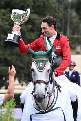 IPA85168739 - Fernando MARTINEZ SOMMER (MEX) and JOEP with the Mexico Team wins the 93rd CSIO Roma 2026 Competition No. 5 - NATIONS CUP INTESA SANPAOLO Two rounds competition - h. 160 Prize Money: 220,000 Ä on May 29, 2026 at Piazza di Siena in Rome, Italy.  Copyright: xDomenicoxCippitelli IPAxSportx xx 85168739