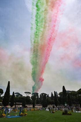 EQUITATION - International Equitation - Piazza di Siena - 93rd CSIO of Rome 2026 Photo by IPA ABACAPRESS.COM85169279 - The Frecce Tricolori before the 93rd CSIO Rome 2026 Competition No. 5 - NATIONS CUP INTESA SANPAOLO Two rounds competition - h. 160 Prize Money: 220,000 Ä on May 29, 2026 at Piazza di Siena in Rome, Italy. Rome Italy  Copyright: xIPAxSport ABACAx