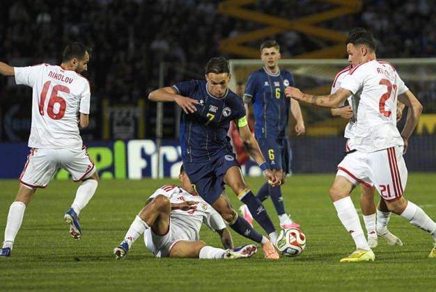 Bosnia and Herzegovina v North Macedonia - Friendlies SARAJEVO, BOSNIA AND HERZEGOVINA - MAY 29: Players in action during the International Friendly, Länderspiel, Nationalmannschaft football match between Bosnia and Herzegovina and North Macedonia at the Asim Ferhatovic Hase Stadium in Sarajevo, Bosnia and Herzegovina, on May 29, 2026. Samir Jordamovic Anadolu Sarajevo Bosnia and Herzegovina. Editorial use only. Please get in touch for any other usage.  Copyright: x2026xAnadoluxSamirxJordamovicx