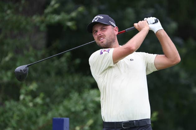 FORT WORTH, TX - MAY 29: Adam Svensson (CAN) hits from the 12th tee during the second round of the Charles Schwab Challenge on May 29, 2026 at Colonial Country Club in Fort Worth, TX. (Photo by George Walker Icon Sportswire) GOLF: MAY 29 PGA, Golf Herren Charles Schwab Challenge EDITORIAL USE ONLY Icon26052935