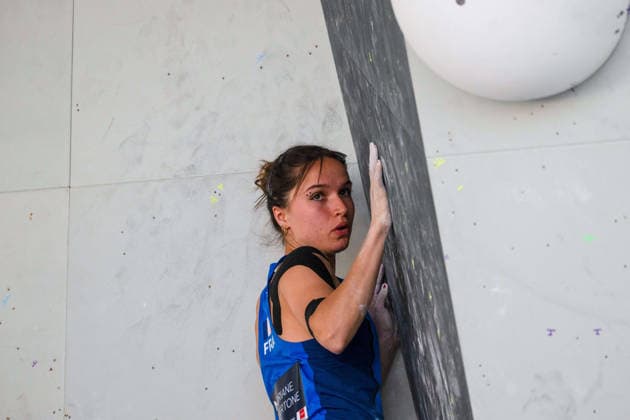 May 29, 2026, Madrid, Madrid, Spain: French climber ORIANE BERTONE in action during the women s Boulder finals at the World Climbing Series Comunidad de Madrid 2026 held in Alcobendas. Madrid Spain - ZUMAd308 20260529_zsp_d308_027 Copyright: xJuanxCarlosxLucasx