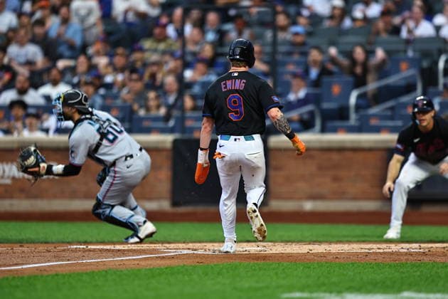 Miami Marlins v New York Mets - MLB, Baseball Herren, USA New York Mets player A.J. Ewing 9 scores during the first inning of a baseball game against the Miami Marlins at Citi Field in Corona, New York, on May 29, 2026. Flushing United States  Copyright: xGordonxDonovanx originalFilename:donovan-mlbmiami260529_npIcb.jpg