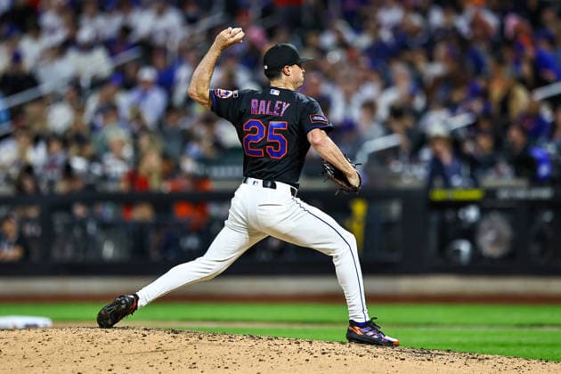 Miami Marlins v New York Mets - MLB, Baseball Herren, USA New York Mets relief pitcher Brooks Raley 25 throws during the seventh inning of a baseball game against the Miami Marlins at Citi Field in Corona, New York, on May 29, 2026. Flushing United States  Copyright: xGordonxDonovanx originalFilename:donovan-mlbmiami260529_npzJI.jpg