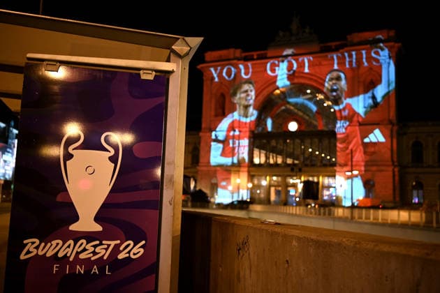 May 30, 2026, Budapest, Budapest, Hungary: A massive light projection featuring the slogan You Got This and Arsenal football players is displayed on the facade of the historic Keleti Railway Station in Budapest, Hungary, on May 30, 2026. The display illuminated the stations facade on the eve of the UEFA Champions League final between Arsenal and Paris Saint-Germain. Budapest Hungary - ZUMAs291 20260530_zip_s291_002 Copyright: xBalintxSzentgallayx
