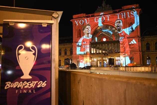 May 30, 2026, Budapest, Budapest, Hungary: A massive light projection featuring the slogan You Got This and Arsenal football players is displayed on the facade of the historic Keleti Railway Station in Budapest, Hungary, on May 30, 2026. The display illuminated the stations facade on the eve of the UEFA Champions League final between Arsenal and Paris Saint-Germain. Budapest Hungary - ZUMAs291 20260530_zip_s291_005 Copyright: xBalintxSzentgallayx