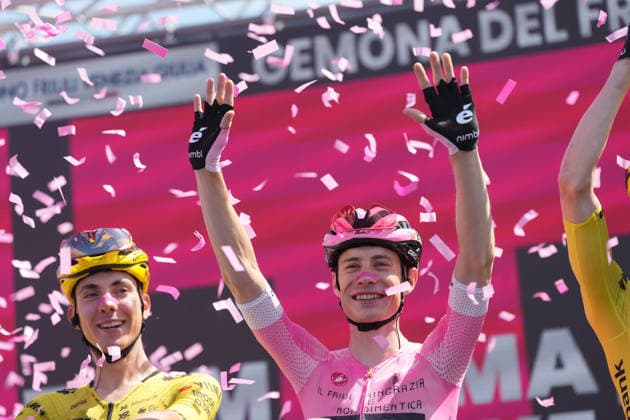 Denmark™s Jonas Vingegaard Hansen of Team Visma Lease A Bike (Pink jersey) during Stage 20 of the Giro d™Italia, from Gemona del Friuli to Piancavallo, Italy, Saturday,May 30, 2026.  Copyright: xSimonexSpadax xLaPressex