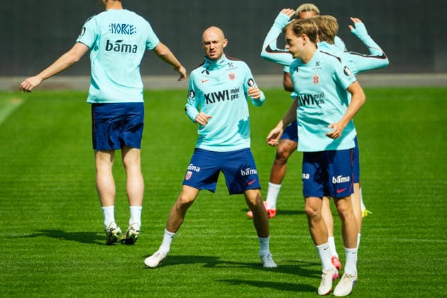 Training with the Norwegian men s national football team Oslo 20260530 Fredrik Aursnes during training with the Norwegian men s national football team at Ullevaal Stadium on Saturday Photo Beate Oma Dahle NTB Oslo Norway EDITORIAL USE ONLY RESTRICTED USE FOR BETTING COMPANIES  Copyright: xBeatexOmaxDahlex xNTBx