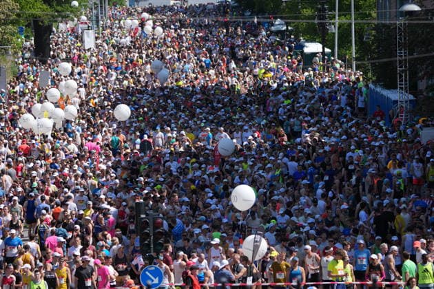 STOCKHOLM, SWEDEN 20260530 Runners gather for the start at Stockholm Stadium during the Stockholm Marathon on Saturday STOCKHOLM SWEDEN x10500x  Copyright: xMagnusxLejhall TTx STOCKHOLM MARATHON 2026