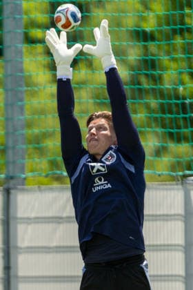 SOCCER - AUT vs TUN, test match VIENNA,AUSTRIA,30.MAY.26 - SOCCER - OEFB international test match, Austria vs Tunisia, preview, training team AUT. Image shows Patrick Pentz (AUT).  GEPAxpictures xPhilippxBrem