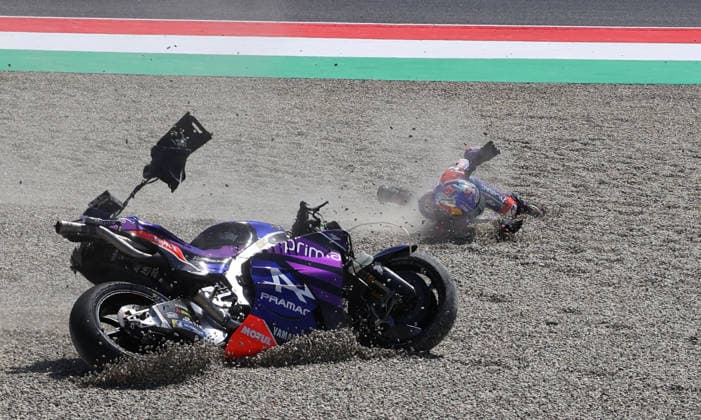 30 05 2026, Autodromo Internazionale del Mugello, Mugello, MotoGP Italian Grand Prix 2026 ,in the picture accident of Toprak Razgatlioglu TUK , Prima Pramac Yamaha MotoGP Photo by Hasan Bratic DeFodi Images