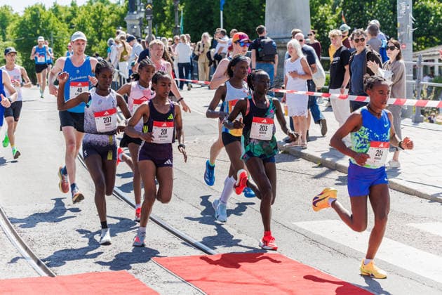 260530 Dereje Adunga, Ethiopia, Onesmus Kiplagat Kiplimo, Kenya, Leonard Kipngeno Bor, Kenya and Moses Kibet, Kenya during the Stockholm Marathon on May 30, 2026 in Stockholm  Copyright: KENTAxJÖNSSON BB260530KJ014