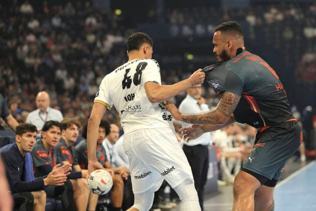 photo Mohamed ABDELHAK Kiel vs Rogerio Ferreira MORAES Handball Men on Sat 30 05 2026 Mens EHF European League , Final Four in Hamburg THW Kiel Montpellier , Semifinal