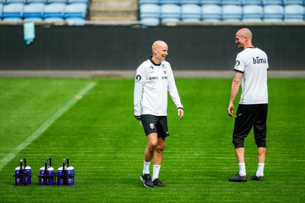 Training with the Norwegian men s national football team Oslo 20260530 Stale Solbakken and Brede Hangeland during training with the Norwegian men s national football team at Ullevaal Stadium on Saturday Photo Beate Oma Dahle NTB Oslo Norway EDITORIAL USE ONLY RESTRICTED USE FOR BETTING COMPANIES  Copyright: xBeatexOmaxDahlex xNTBx