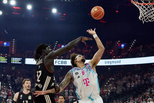 Deutsche Basketball Bundesliga (BBL), FC Bayern München Basketball vs TELEKOM BASKETS Bonn, München FC Bayern Basketball, Bonn TELEKOM BASKETS, 2026-05-30 in München (SAP Garden) KESSENS Michael (TELEKOM BASKETS Bonn Center (C) Nr6- BON6), GABRIEL Wenyen (FC Bayern München Basketball Center (C) Nr32-FCBB32) sportworld München SAP Garden Bayern Deutschland *** German Basketball Bundesliga BBL , FC Bayern Munich Basketball vs TELEKOM BASKETS Bonn, Munich FC Bayern Basketball, Bonn TELEKOM BASKETS, 2026 05 30 in Munich SAP Garden KESSENS Michael TELEKOM BASKETS Bonn Center C Nr6 BON6 , GABRIEL Wenyen FC Bayern Munich Basketball Center C Nr32 FCBB32 sportworld Munich SAP Garden Bayern Germany