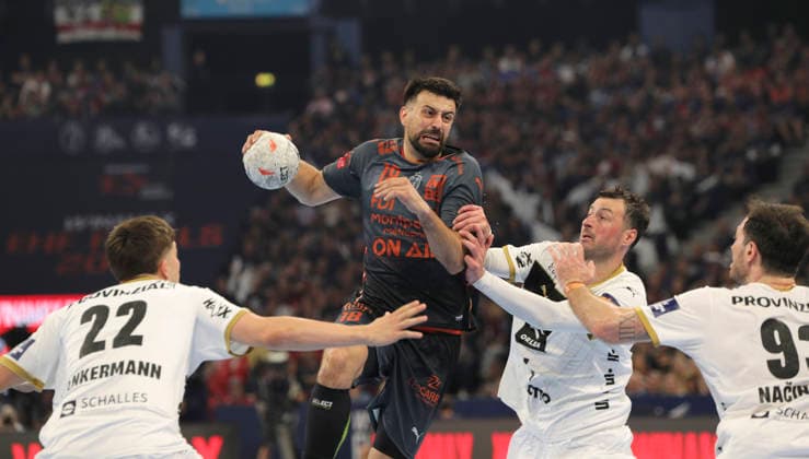 photo Goal throw by Agustin CASADO Montpellier against Domagoj Duvnjak Kiel Handball Men on Sat 30 05 2026 Mens EHF European League , Final Four in Hamburg THW Kiel Montpellier , Semifinal