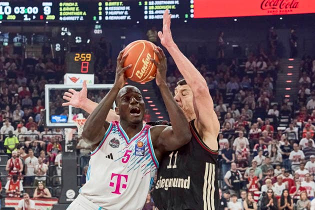 German Basketball Bundesliga BBL , FC Bayern Munich Basketball vs TELEKOM BASKETS Bonn, Munich FC Bayern Basketball, Bonn TELEKOM BASKETS, 2026 05 30 in Munich SAP Garden BIRTS Tylan TELEKOM BASKETS Bonn Small Forward SF Nr5 BON5 , LUCIC Vladimir FC Bayern Munich Basketball Small Forward SF Nr11 FCBB11 sportworld Munich SAP Garden Bayern Germany