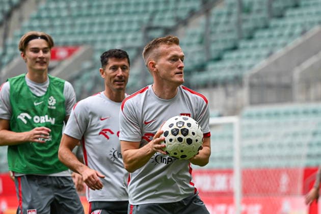 Wroclaw 30.05.2026. Football. Poland national team, Nationalteam official training ahead of the International Friendly, Länderspiel, Nationalmannschaft match against Ukraine in Wroclaw, Poland --- Pilka nozna. Trening reprezentacji Polski przed meczem towarzyskim przeciwko Ukrainie. Persons shown: Karol Swiderski Fot. Tomasz Karczewski Arena Akcji NEWSPIX.PL --- newspix.pl POLAND OUT! 