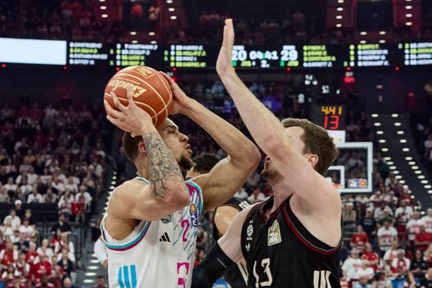 German Basketball Bundesliga BBL , FC Bayern München Basketball vs TELEKOM BASKETS Bonn, Munich FC Bayern Basketball, Bonn TELEKOM BASKETS, 2026 05 30 in Munich SAP Garden COMITHIER Alijah TELEKOM BASKETS Bonn Small Forward SF Nr2 BON2 , OBST Andreas FC Bayern München Basketball Shooting Guard SG Nr13 FCBB13 sportworld Munich SAP Garden Bayern Germany