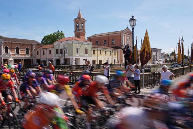 The pack rides during Stage 1 of the Giro d™Italia Women, from Cesenatico to Ravenna, Italy, Saturday May 30, 2026  Copyright: xMarcoxAlpozzi LaPressex
