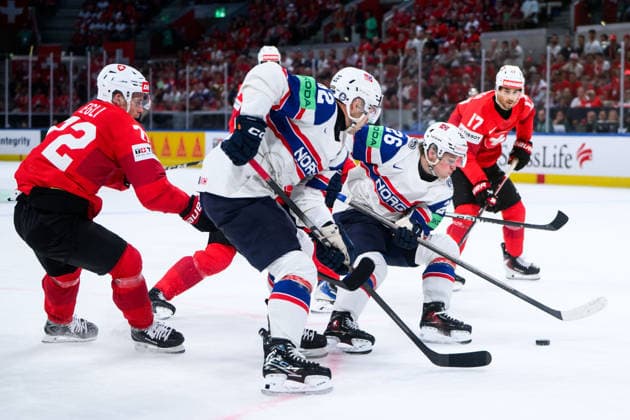 260530 Patrick Elvsveen of Norway during the 2026 IIHF Ice Hockey World Championship semifinal match between Switzerland and Norway on May 30, 2026 in Zurich Photo Jesper Zerman BILDBYRAN kod JZ JZ0737 ishockey ice hockey ishockey vm 2026 vm 2026 iihf world championship semifinal semifinals switzerland schweiz norge norway bbeng norge norway  Copyright: JESPERxZERMAN BB260530JZ024