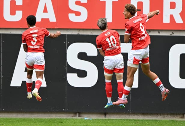 Football Oberliga season 2025 26 Fritz Walter Stadium 30 052026 1 FC KaiserslauternU21 fck FV Eppelborn ep FCK cheering, from left Melvin Joe WIESNET 1 FC Kaiserslautern U21 , Shawn Marc BLUM 1 FC Kaiserslautern U21 and Chinedu CHUKWUKELU 1 FC Kaiserslautern U21 1 FC Kaiserslautern