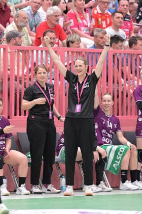 Miriam Hirsch TusSies Metzingen, Coach Jubelt TusSies Metzingen vs SV Union Halle Neustadt , Handball, Alsco HBF, 7 Play Off League Matchday, Season 2025 2026, 30 05 2026 TusSies Metzingen vs SV Union Halle Neustadt , Handball, Alsco HBF, 7 Play Off League Matchday, Season 2025 2026, 30 05 2026 Tuebingen Copyright: xEibner-Pressefoto TobiasxBaurx EP_TBR
