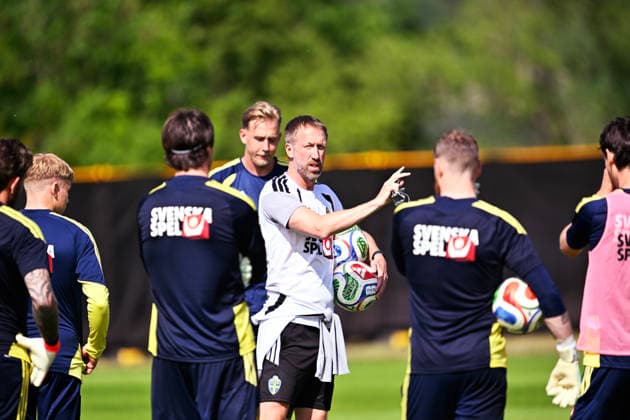 STOCKHOLM, SWEDEN 20260530 Swedish national team captain Graham Potter as the men s national team trains on Bosön ahead of the upcoming World Cup and friendly matches against Norway and Greece STOCKHOLM SWEDEN x10050x  Copyright: xPontusxLundahl TTx NATIONAL FOOTBALL TEAM TRAINING BOSÖN
