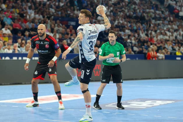 30 05 2026, xgox, Handball EHF European League semi-final MT Melsungen SG Flensburg Handewitt v l Emil Jakobsen Flensburg, 31 on seven-meter Hamburg