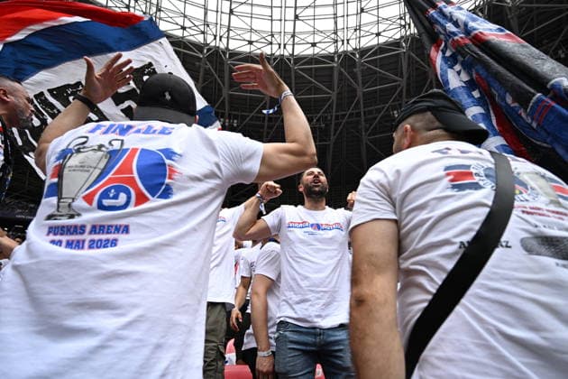 PSG Fans at UEFA Champions League Final - Budapest PSG fans seen in the stands ahead of the UEFA Champions League Final between Paris Saint-Germain and Arsenal at Puskas Arena in Budapest, Hungary on May 30, 2026. Photo by Alexis Jumeau ABACAPRESS.COM Budapest Hungary  Copyright: xJumeauxAlexis ABACAx
