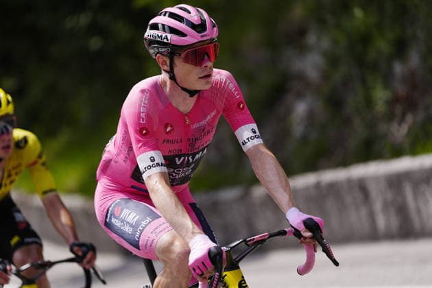 Denmark™s Jonas Vingegaard Hansen of Team Visma Lease A Bike (Pink jersey) during Stage 20 of the Giro d™Italia, from Gemona del Friuli to Piancavallo, Italy, Saturday,May 30, 2026.  Copyright: xFabioxFerrarix xLaPressex