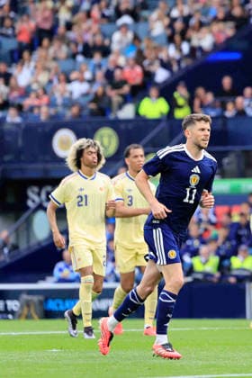 Scotland v Curacao International Friendly, Länderspiel, Nationalmannschaft Ryan Christie of Scotland celebrates scoring his teams fourth goal from a penalty during the International Friendly match at Barclays Hampden, Glasgow 30 05 2026 UK Newspapers OUT Copyright: xFredxPalmerx FIL-23531-0166