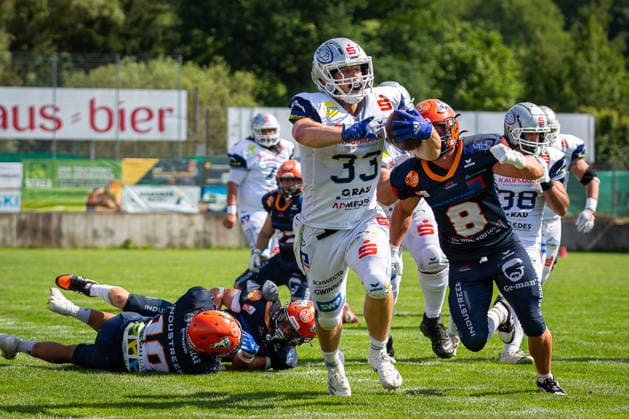 Touchdown rund Theo Michl (Pforzheim Wilddogs, 33 Running Back) Pforzheim Wilddogs vs ifm Razorbacks Ravensburg, American Football, German Football League, Week 4, 2026, 30.05.2026, Pforzheim Kramski Arena Baden Württemberg Germany Copyright: xFootxBowl SebastianxJustx