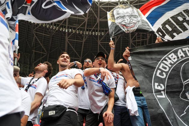 PSG vs Arsenal Supporters of FC Paris Saint-Germain During the football match between PSG vs Arsenal valid for the UEFA Champions League Final, on 30 05 2026 at the Stadium PuskÃ s Arena in Budapest NAPOLI PUSKAS Stadium CAMPANIA Hungary Copyright: xFABIOxSASSOxFabioxsasso FPAx PSG Arsenal2026_05_30Fabio Sasso1022