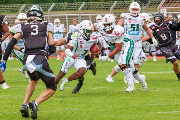 2026 05 30, Berlin Rebels vs Schwäbisch Hall Unicorns, GFL, Mommsenstadion, Berlin Kelley Joiner Schwäbisch Hall Unicorns, 03 runs with the ball