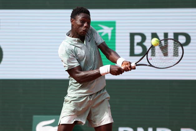 ROLAND GARROS 2026 Thierry Larret MAXPPP - PARIS (75) 30 05 2026 Thierry Larret Maxppp. Tennis. Roland Garros 2026. Internationaux de France de tennis. Stade Roland Garros, Paris (75). Le 30 Mai. Court Suzanne LENGLEN : Moise KOUAME (FRA) vs Alejandro TABILO (CHI). PARIS (75) STADE ROLAND GARROS PARIS ILE DE FRANCE FRANCE  Copyright: xMAXPPPxThierryxLarretx TLR202605302604 TLR202605302604