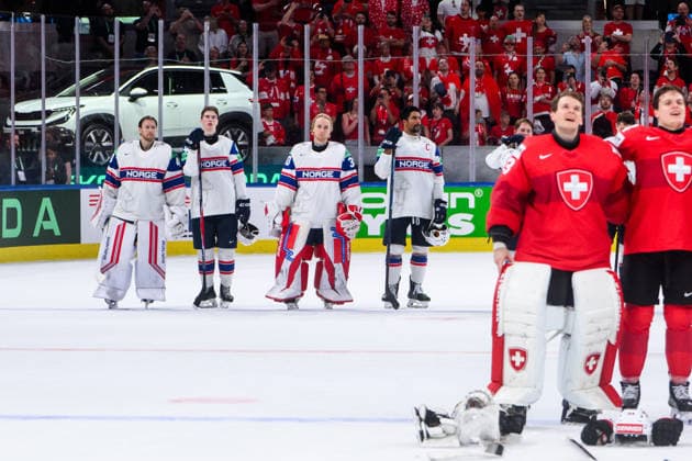 260530 goaltender Henrik Haukeland, Tinus Luc Koblar, goaltender Tobias Normann and Andreas Martinsen of Norway looks dejected after the 2026 IIHF Ice hockey, Eishockey World Championship, WM, Weltmeisterschaft semifinal match between Switzerland and Norway on May 30, 2026 in Zürich. Photo: Jesper Zerman BILDBYRAN kod JZ JZ0737 ishockey ice hockey ishockey-vm 2026 vm 2026 iihf world championship semifinal semifinals switzerland schweiz norge norway bbeng *** 260530 goaltender Henrik Haukeland, Tinus Luc Koblar, goaltender Tobias Normann and Andreas Martinsen of Norway looks dejected after the 2026 IIHF Ice Hockey World Championship semifinal match between Switzerland and Norway on May 30, 2026 in Zurich Photo Jesper Zerman BILDBYRAN kod JZ JZ0737 ishockey ice hockey ishockey vm 2026 vm 2026 iihf world championship semifinal semifinals switzerland schweiz norge norway bbeng  Copyright: JESPERxZERMAN BB260530JZ070