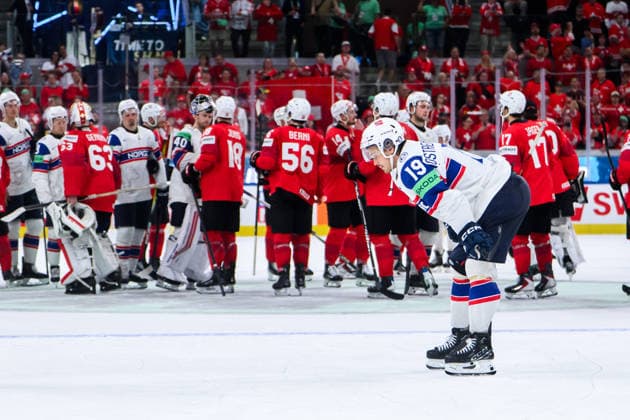260530 Havard ostrem Salsten of Norway looks dejected after the 2026 IIHF Ice hockey, Eishockey World Championship, WM, Weltmeisterschaft semifinal match between Switzerland and Norway on May 30, 2026 in Zürich. Photo: Jesper Zerman BILDBYRAN kod JZ JZ0737 ishockey ice hockey ishockey-vm 2026 vm 2026 iihf world championship semifinal semifinals switzerland schweiz norge norway bbeng *** 260530 Havard ostrem Salsten of Norway looks dejected after the 2026 IIHF Ice Hockey World Championship semifinal match between Switzerland and Norway on May 30, 2026 in Zurich Photo Jesper Zerman BILDBYRAN kod JZ JZ0737 ishockey ice hockey ishockey vm 2026 vm 2026 iihf world championship semifinal semifinals switzerland schweiz norge norway bbeng  Copyright: JESPERxZERMAN BB260530JZ071
