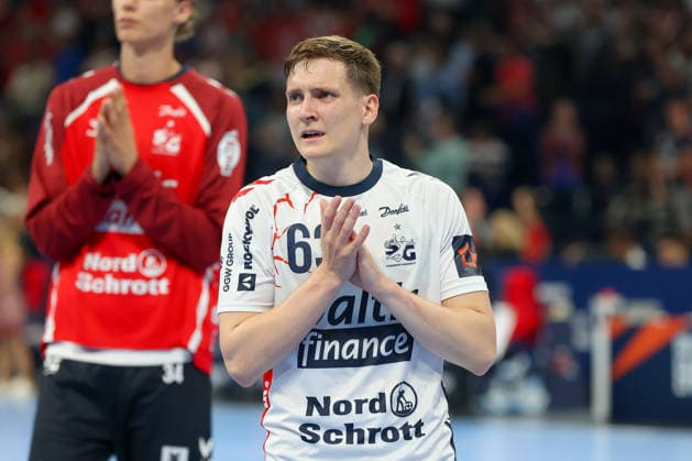 30 05 2026, xgox, Handball EHF European League Semi-Final MT Melsungen SG Flensburg Handewitt v l Domen Novak Flensburg, 63 disappointed, looks disappointed, dejected, disappointed Hamburg