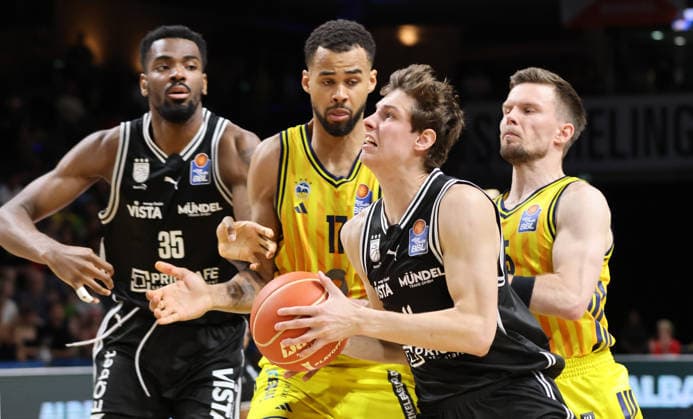 Ejiofor Onu, Norris Agbakoko, Richard Balint on the ball, Martin Hermannsson duel match scene Action Sport Basketball BBL Bundesliga Mens Play Off Semi Final 1 Match Season 2025 2026 30 05 2026 ALBA Berlin vs BMA365 Bamberg Baskets