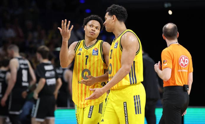 Jack Kayil talks to Michael Rataj Action Upper Body Sports Basketball BBL Bundesliga Mens Play Off Semi Final 1 Match Season 2025 2026 30 05 2026 ALBA Berlin vs BMA365 Bamberg Baskets