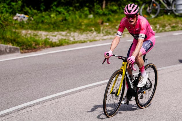 DenmarkÕs Jonas Vingegaard Hansen of Team Visma Lease A Bike during Stage 20 of the Giro dÕItalia, from Gemona del Friuli to Piancavallo, Italy, Saturday, May 30, 2026.  Copyright: xFabioxFerrari LaPressex