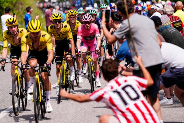 THE PACK RIDES during Stage 20 of the Giro d™Italia, from Gemona del Friuli to Piancavallo, Italy, Saturday, May 30, 2026.  Copyright: xFabioxFerrari LaPressex